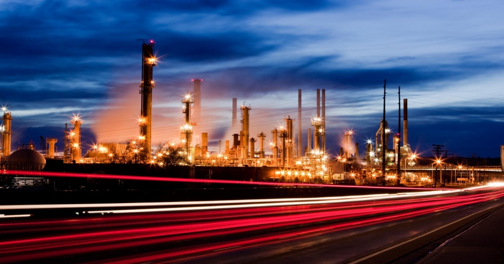 Giá dầu tuần tới ‘trông ngóng’ số liệu kho dầu Mỹ và tín hiệu từ OPEC